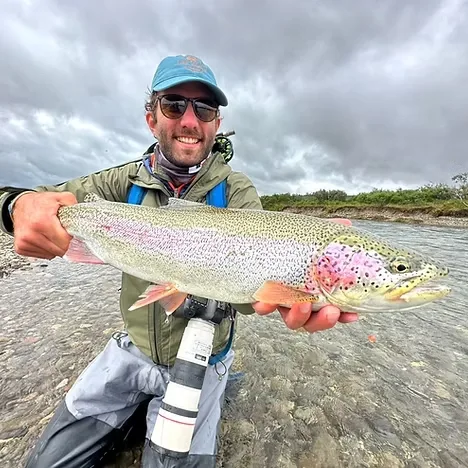 Arc-en-ciel à la mouche en Alaska
