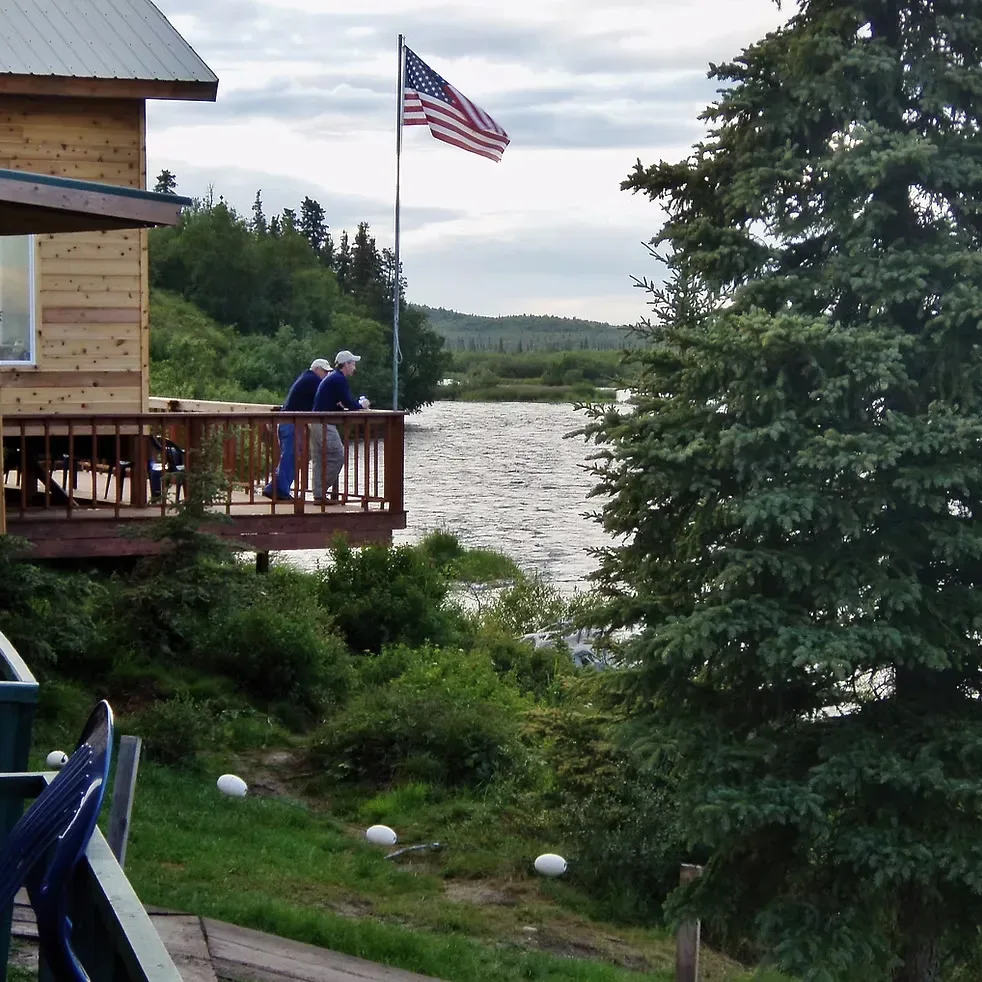 Lodge sur l'Alagnak en Alaska